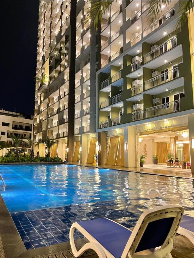 The Celandine By Dmci Homes Caloocan ภายนอก รูปภาพ
