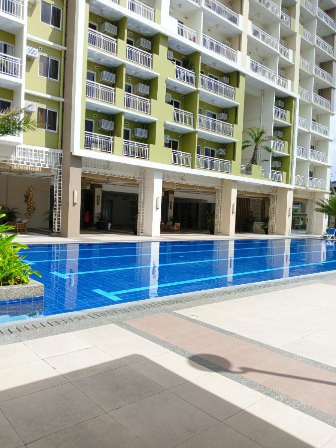 The Celandine By Dmci Homes Caloocan ภายนอก รูปภาพ