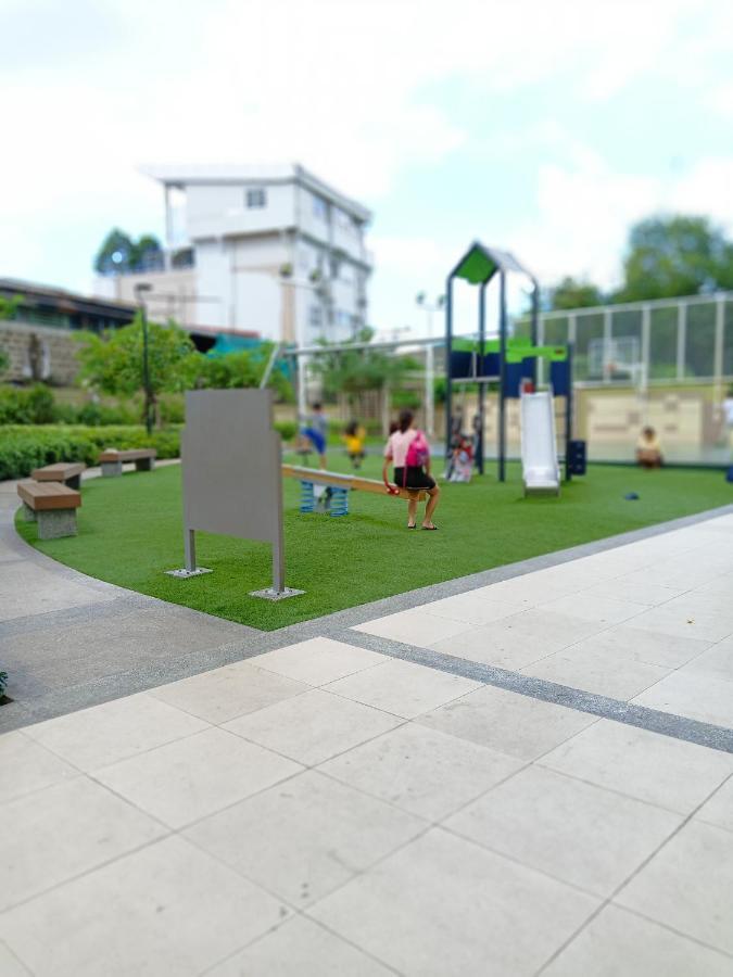 The Celandine By Dmci Homes Caloocan ภายนอก รูปภาพ